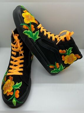 CUSTOM Vans SK8 Hi-Tops in black with beautiful embroidered flowers women’s 9.5